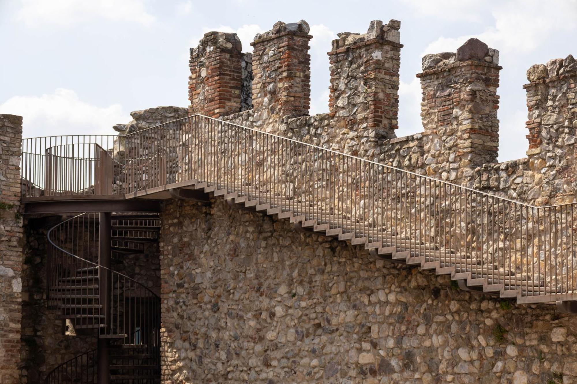 Ora Apartment Desenzano del Garda Esterno foto